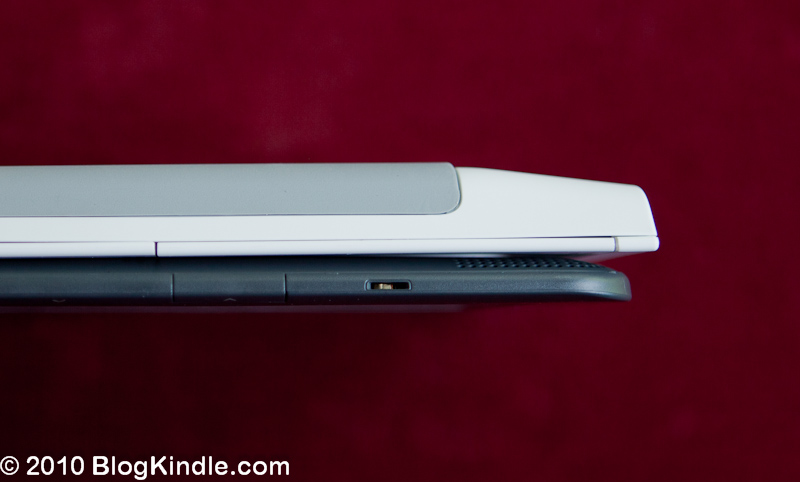 Kindle 3 vs Kindle 1 - thickness comparison